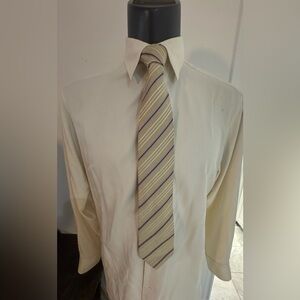 Paul Smith élégant Ivory tie with blue lines 100% silk like new